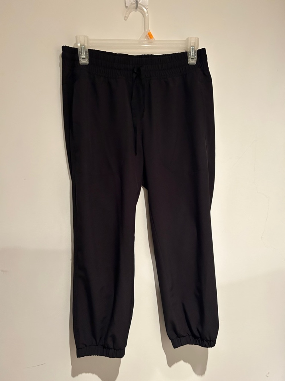 ⭐️ 4/$20 Black Elastic-Waist active capri Pants